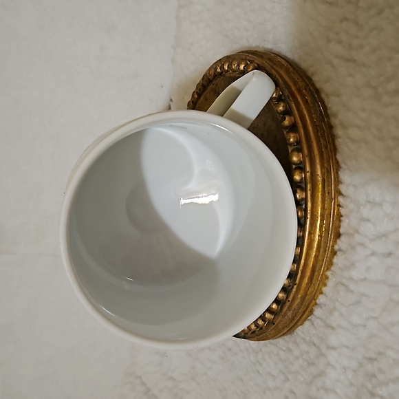 DISNEY MICKEY MOUSE PEDESTAL MUG. GOOD CONDITION. - Picture 5 of 6